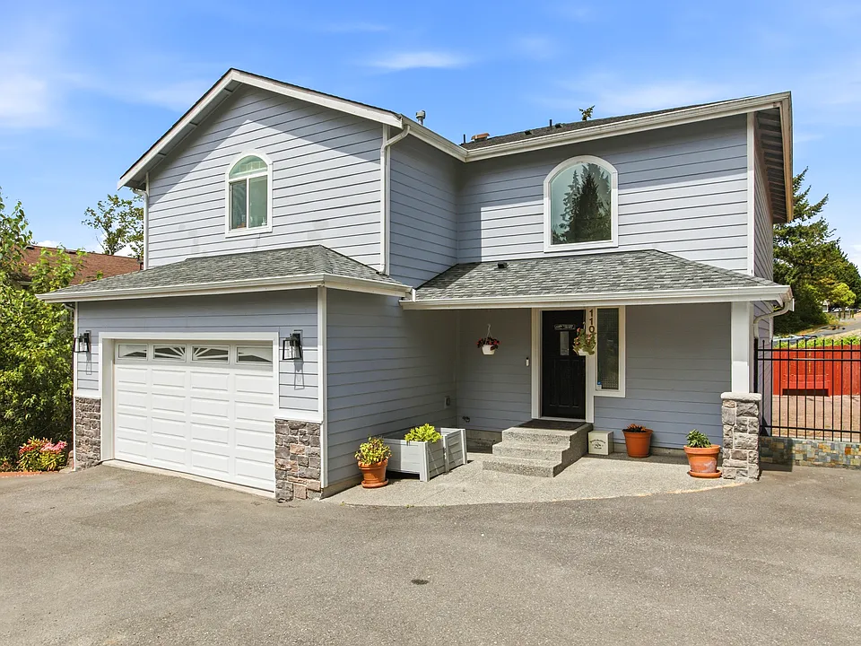 1102 9th Ave