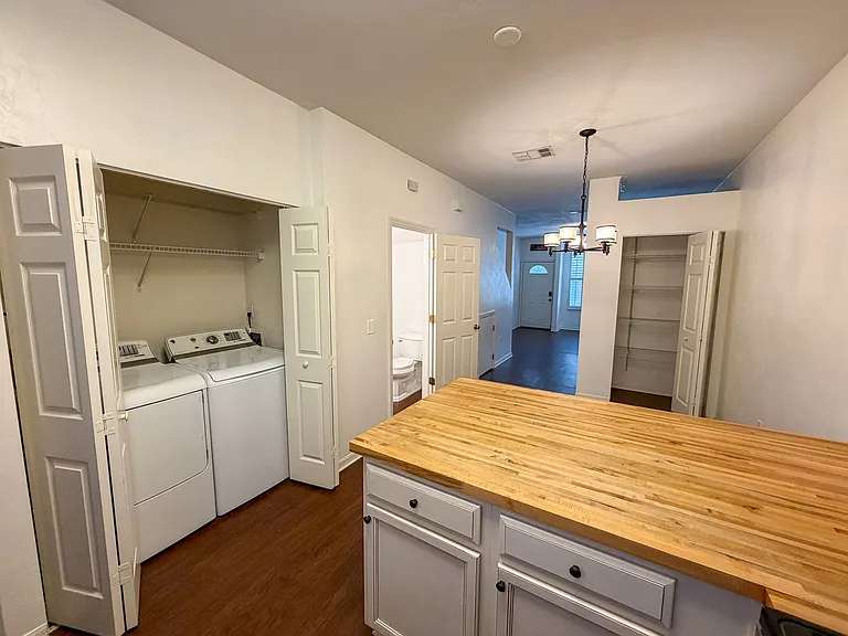 3521 SW 30th Way #105 — Photo 10