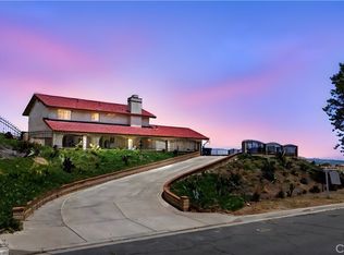 10703 Valley Dr, Riverside, CA 92505