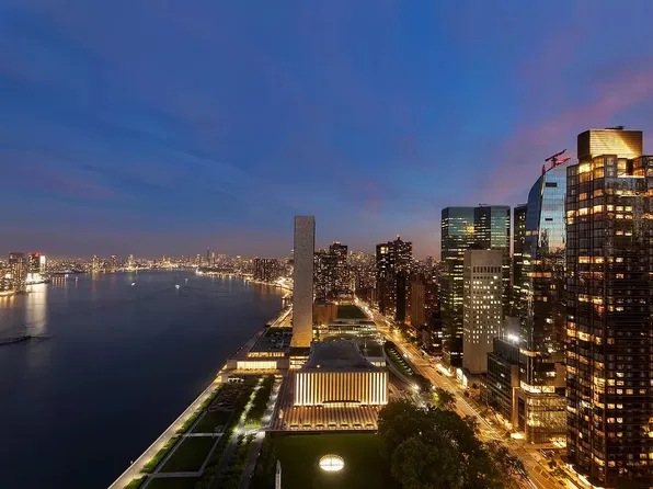 870 United Nations Plaza image 2 of 19