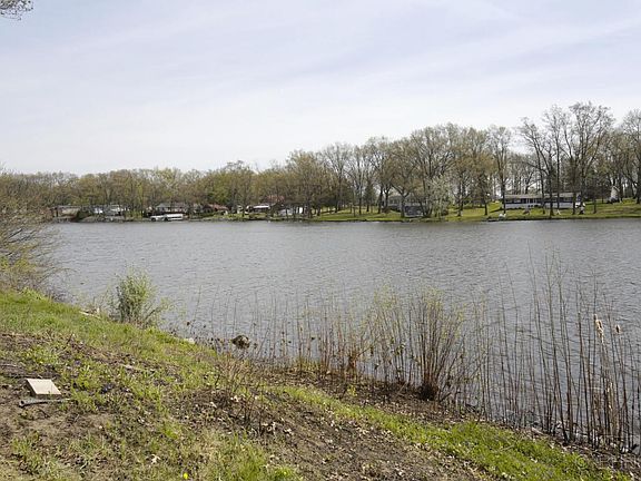 59179 long lake road-104