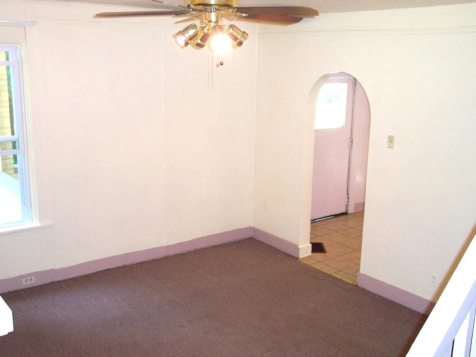 4 bed, 2.5 bath, 1548 sqft, $3,600 — Photo 3