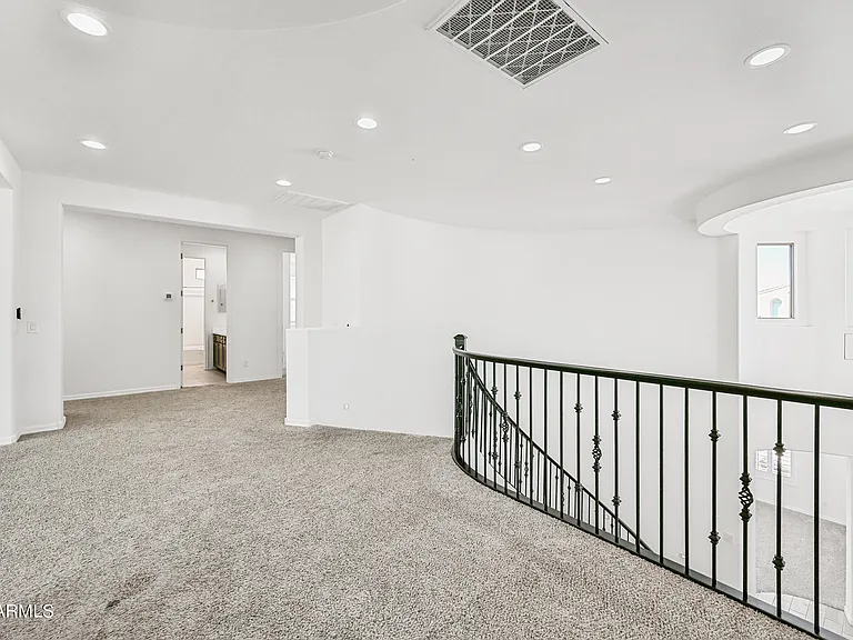 14049 W Desert Hollow Dr — Photo 32