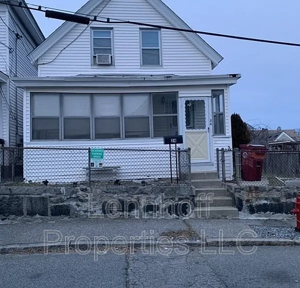 24 Lyons St — Photo 2