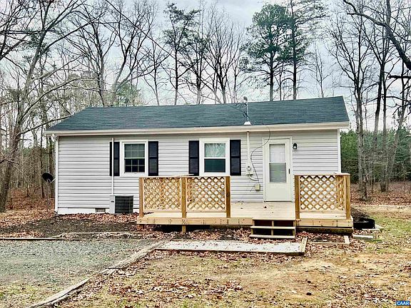 3rd image of 8955 Louisa Rd