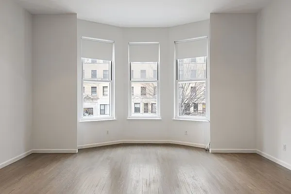 Rented by Compass | media 11