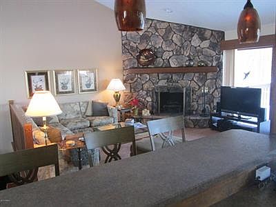 3rd image of 4867 Oakway Ct NE