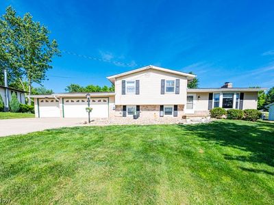 7308 Lake O Springs Ave NW, North Canton, OH, 44720