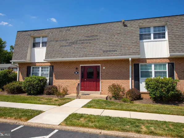 205 Hampton Ave, Southampton, PA 18966