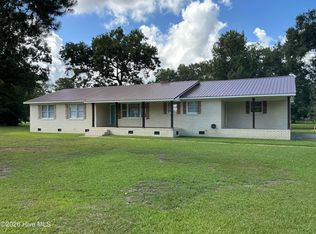 221 E Bladen Street, Bladenboro, NC 28320