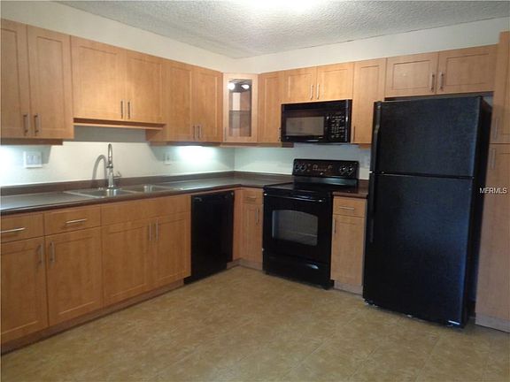 3rd image of 5708 Baywater Dr