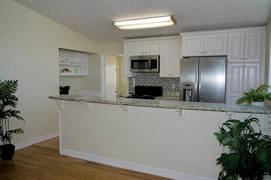 4th image of 6236 Falmouth Dr