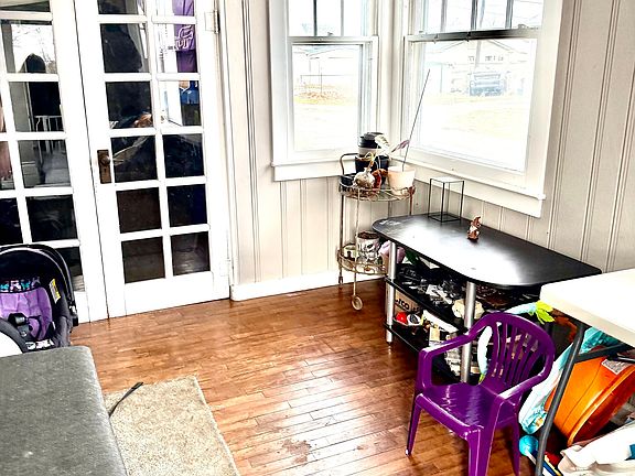 4th image of 1400 W 13th St