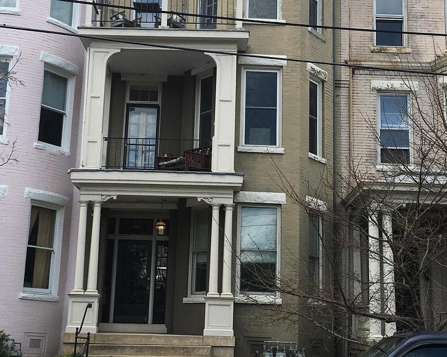 304 N Lombardy