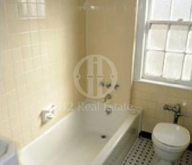 2829 Thornhill Rd — Photo 9