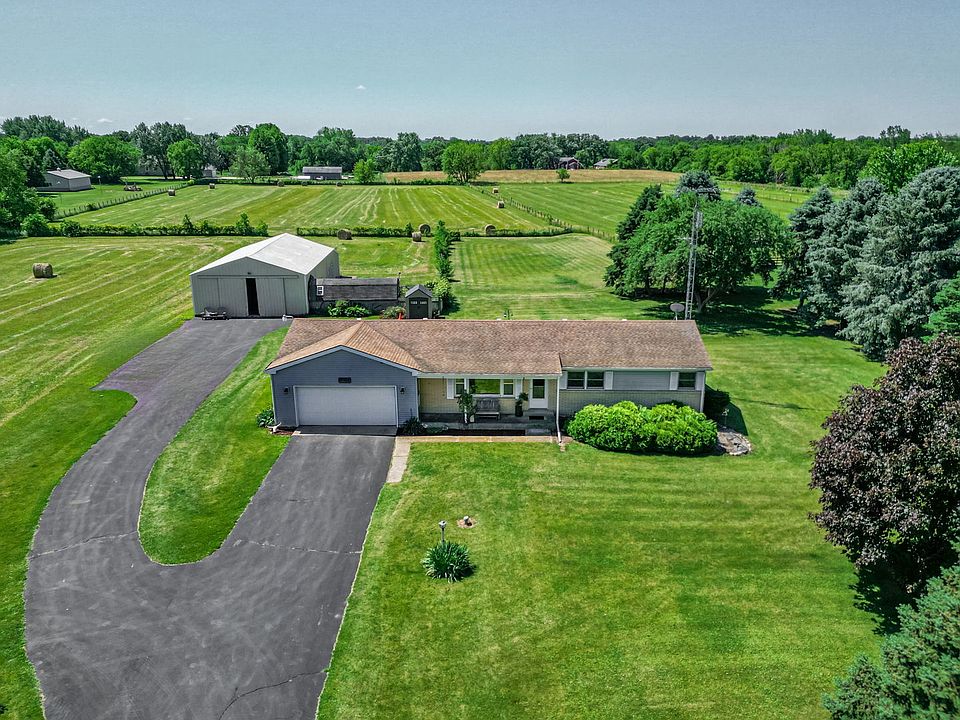 22907 Grange Rd, Marengo, IL 60152 | Zillow