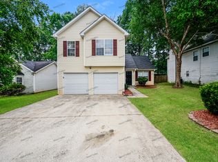 4381 Ward Bluff Ct, Ellenwood, GA 30294