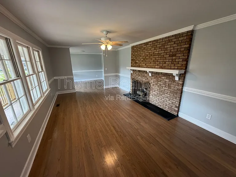 1600 King Cir — Photo 17