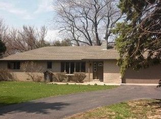 711 Ogden Rd, New Lenox, IL 60451