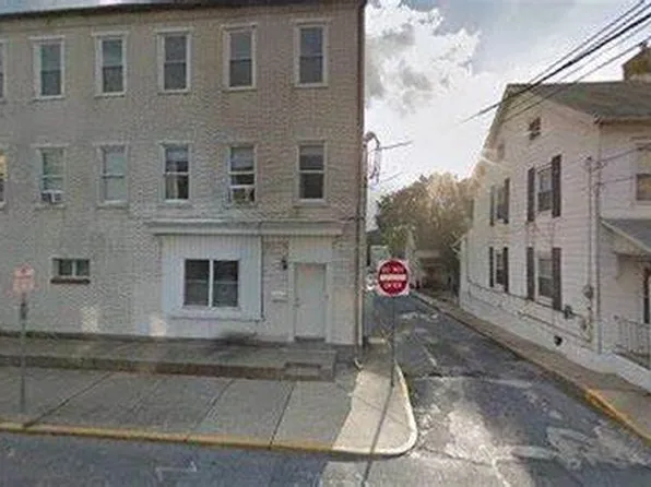 224 2nd St #1, Catasauqua, PA 18032