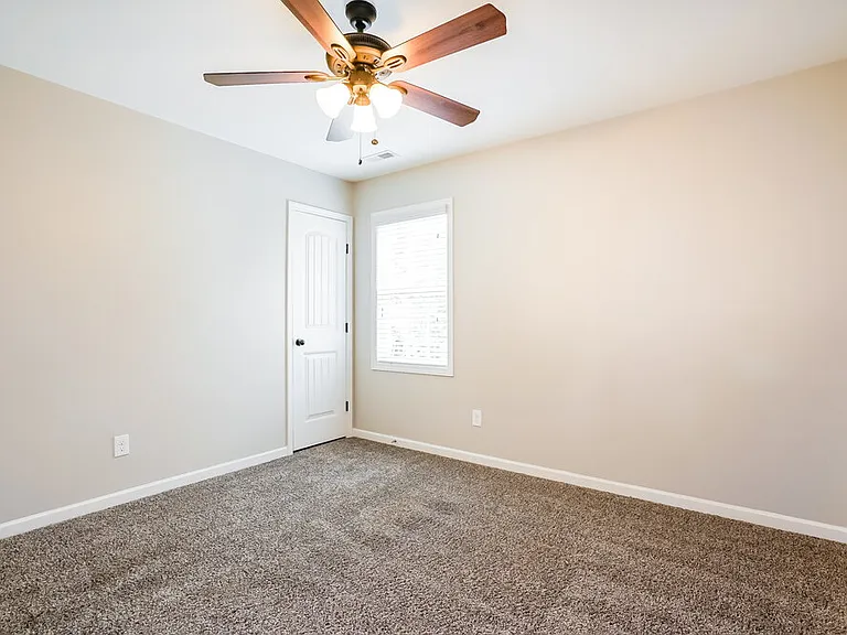 244 E Webber Ln — Photo 14