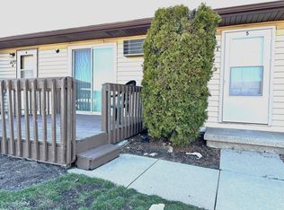 506 S Main St #5, Pardeeville, WI 53954