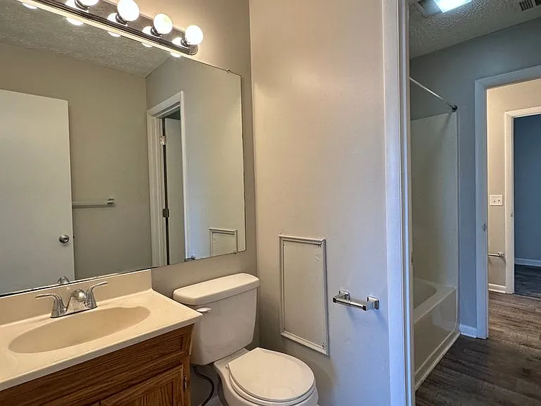 2021 N Sizer Ave #L — Photo 62