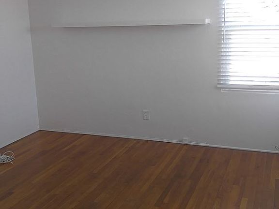 2nd image of 3632 Highland Ave