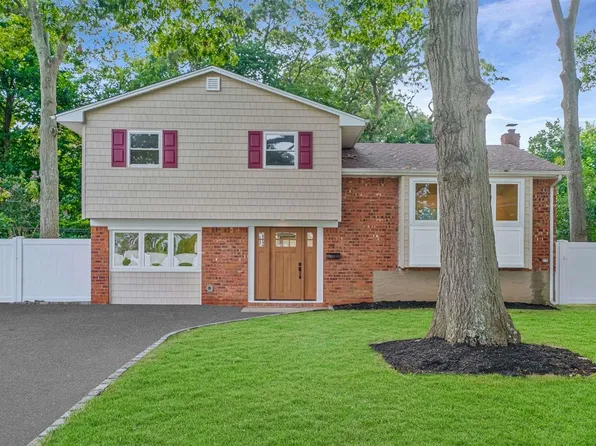 20 Linda Lane, Commack, NY 11725