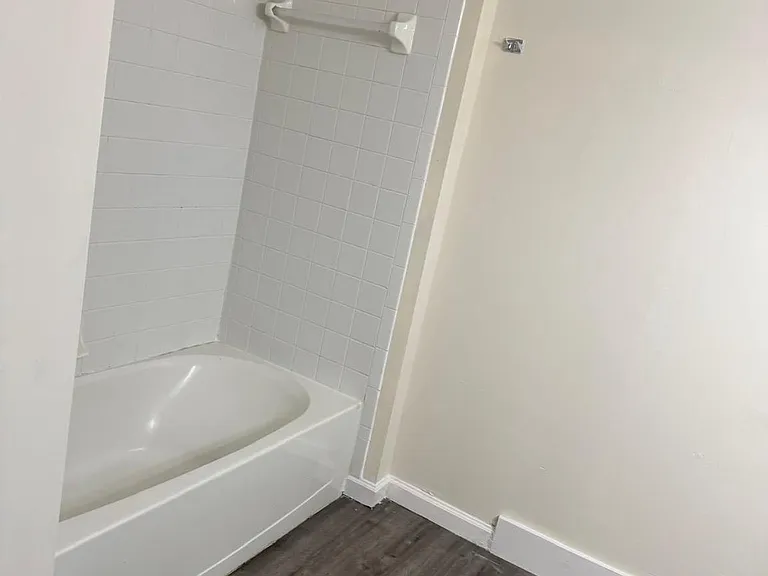 7530 Coxton Ct #D-112 — Photo 16