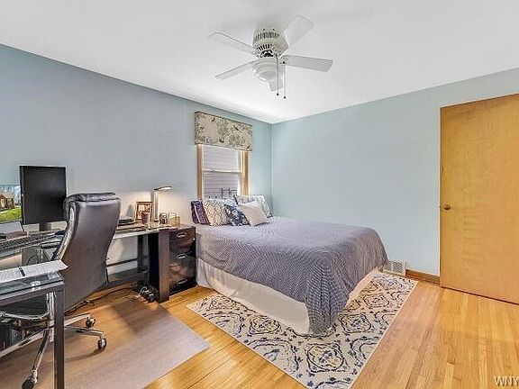 4th image of 183 Orchard Dr