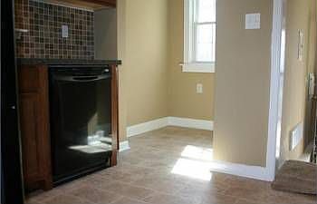 2nd image of 519 Everett Dr