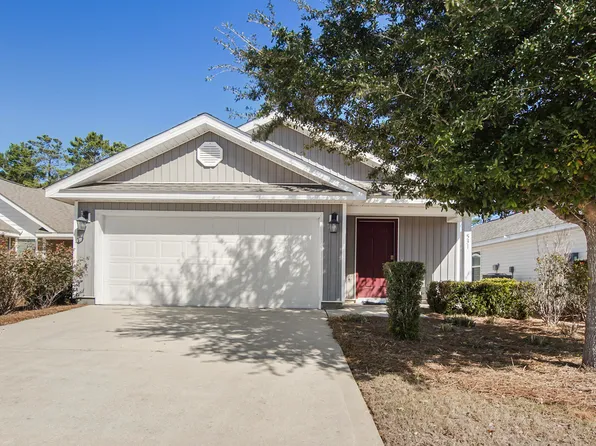 531 Earl Godwin Rd, Freeport, FL 32439