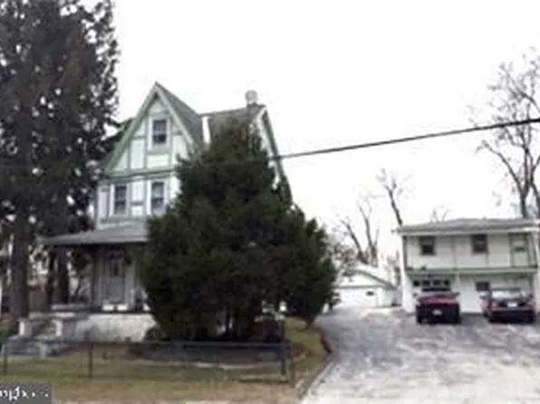 514 W Oak Ln, Glenolden, PA 19036
