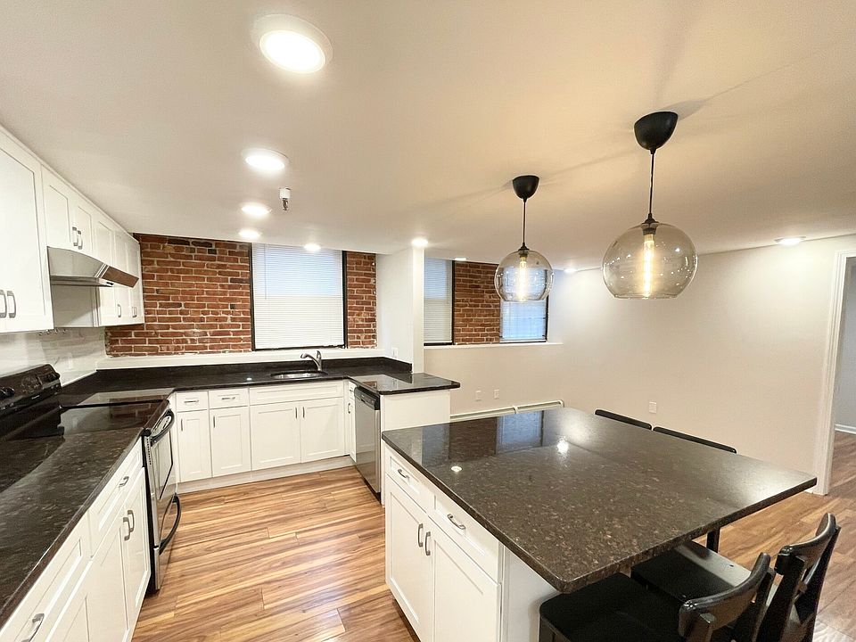 1st image of 19 Hemenway St #26