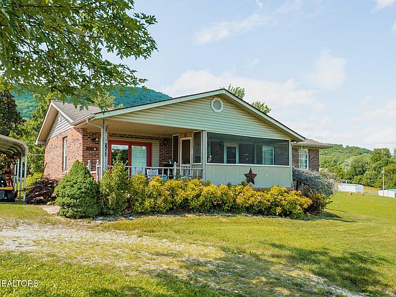 3rd image of 7686 Highway 63