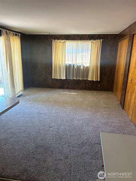 4th image of 14428 31st Avenue S