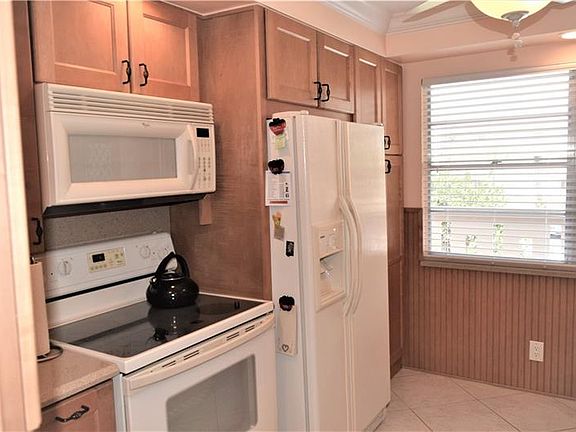 4th image of 3302 Aruba Way APT D3