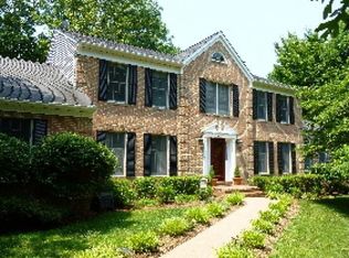 4913 Wolf Run Shoals Rd, Woodbridge, VA 22192