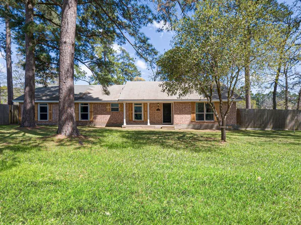 19331 E Lakeshore Dr, Magnolia, TX 77355