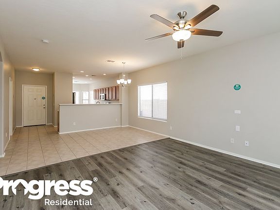 3rd image of 13025 W Windrose Dr
