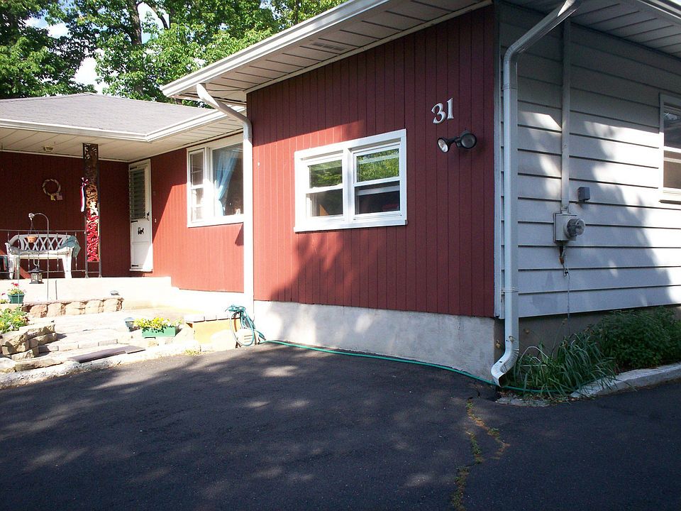 Front entrance, BR/office