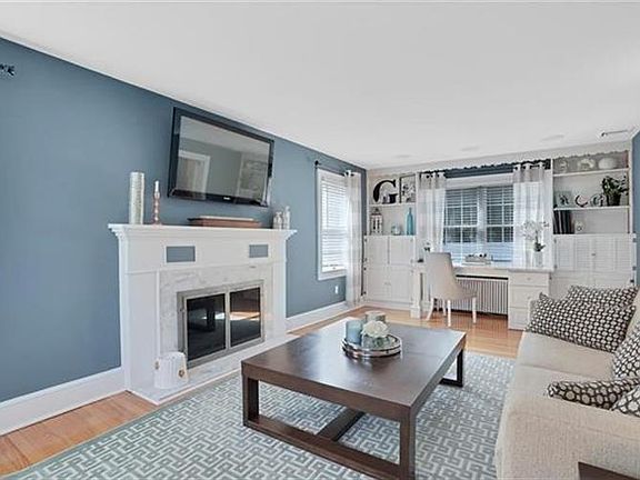 3rd image of 26 Wintergreen Ave