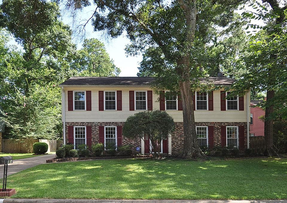 1st image of 2914 Golden Leaf Dr