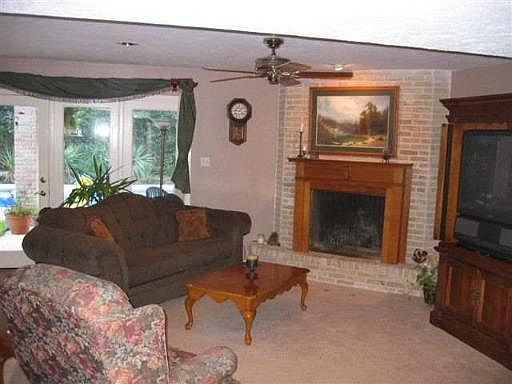 5th image of 1006 ARIZONA ASH DR