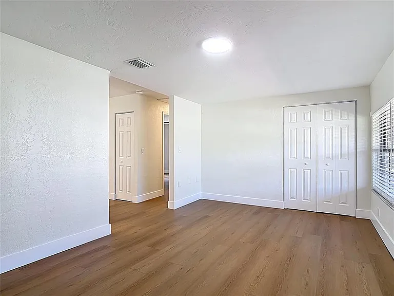 1415 Frances Dr — Photo 3
