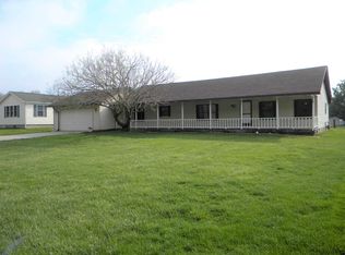 413 N Mid Lake Dr, North Webster, IN 46555