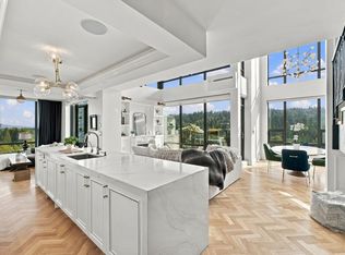 301 Capilano Rd #2007, Pt Moody, BC V3H0G6