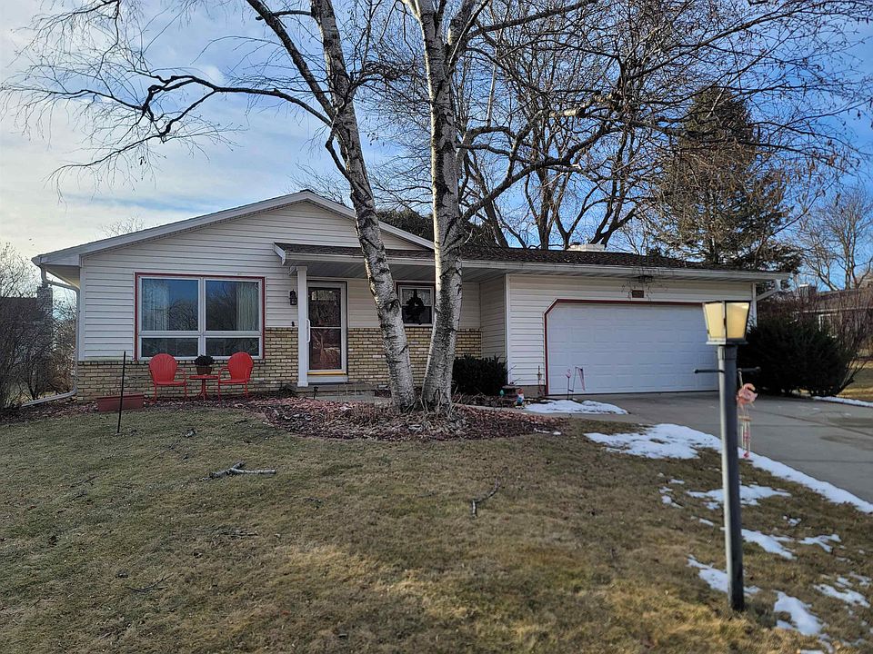1st image of 2573 Roanoke Cir
