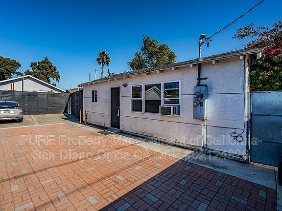 2nd image of 3219 Island Ave